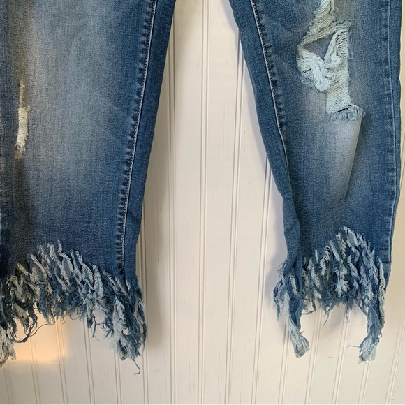 Kancan Distressed Blue Jeans (Size 7/27) 5 pockets with ragged/shredded hem - Picture 6 of 10